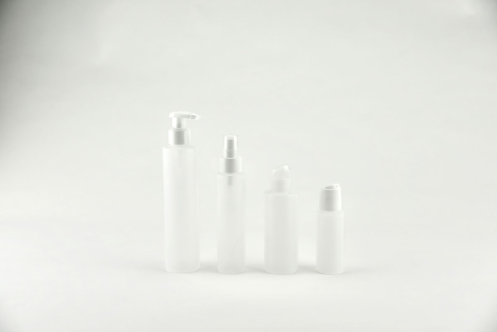 Round bottle in PE plastic, semi-opaque, with cap of choice (24/410)