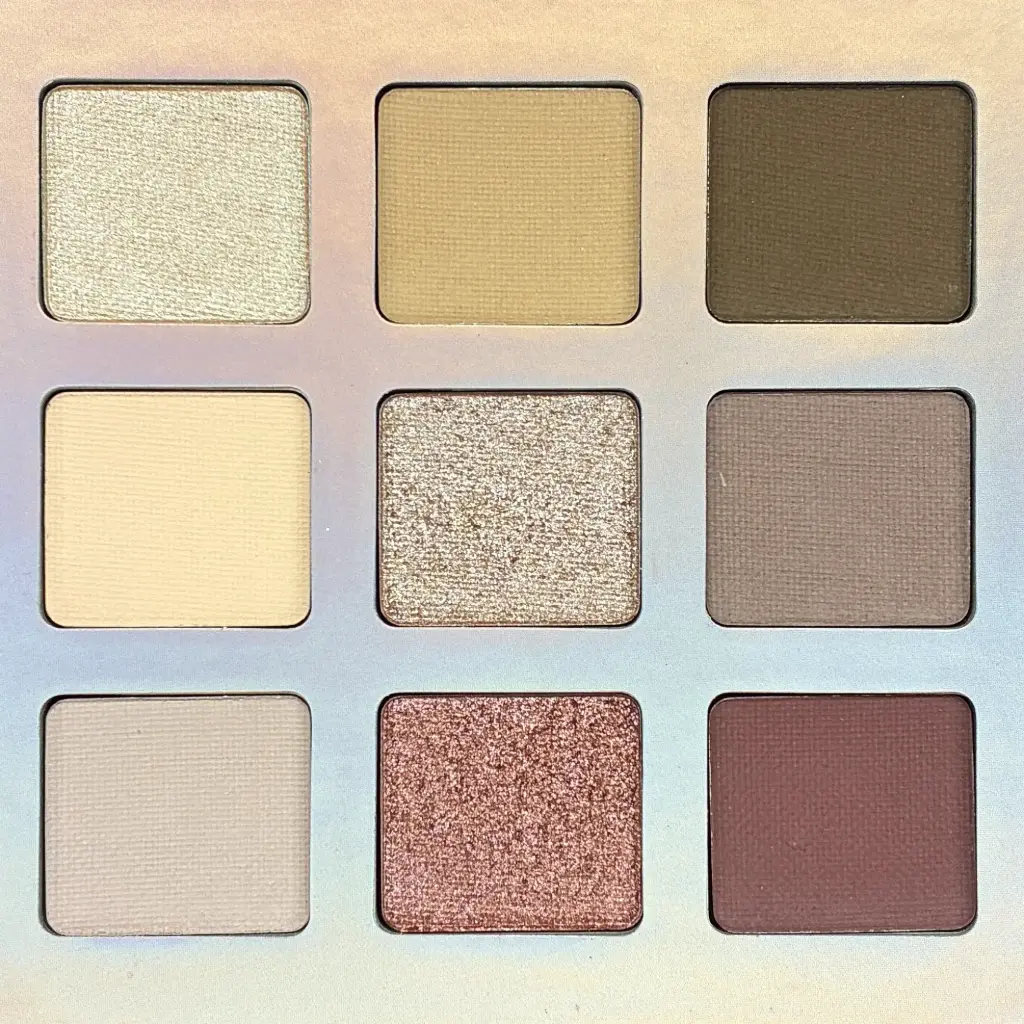 9 Colours Eyeshadow Palette