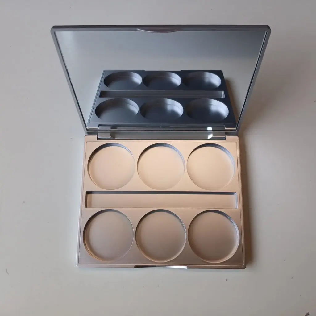 Leere Palette mit Spiegel (für Metallbecher)