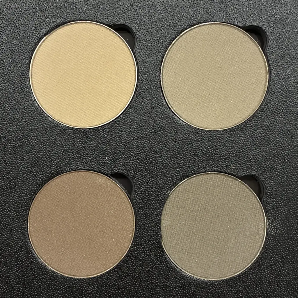 Palette pour les sourcils (4 couleurs)