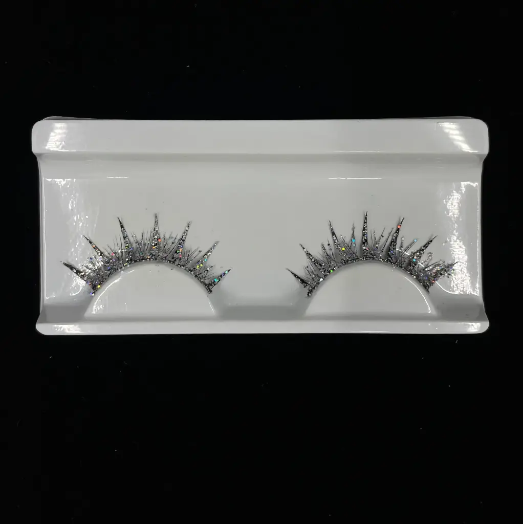 Faux cils pailletés